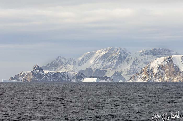 Greenland_20060911_0450_X_006