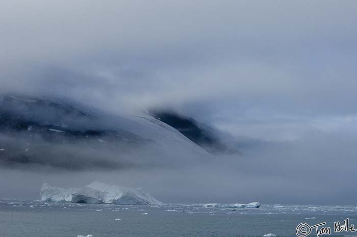 Greenland_20060916_1038_X_221