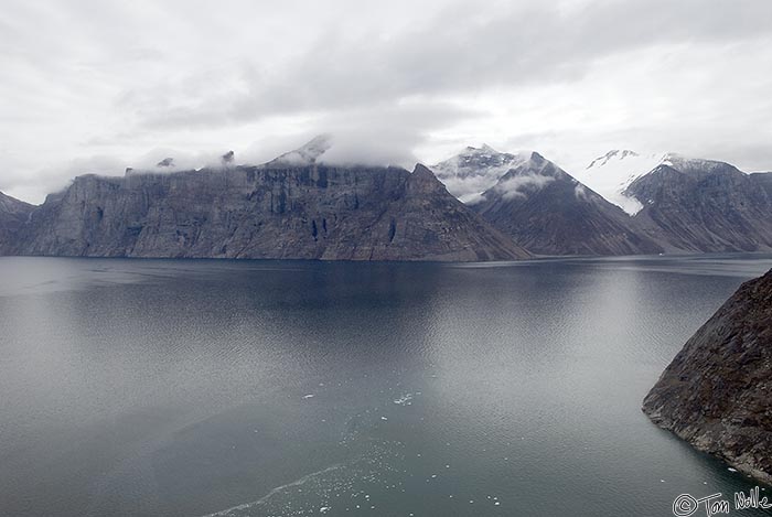 ArcticQ_20080906_111708_266_20.jpg - The major confluence of two arms of the Sam Ford Fjord, as seen from a helicopter.  Baffin Island, Nunavut, Canada.