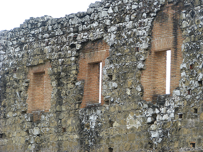 CostaRica_20100316_111638_035_S.jpg - Three brick windows in the wall of the old fort at Panama City, Panama.