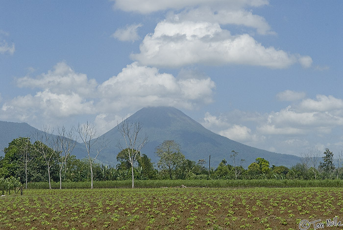 CostaRica_20100328_122418_094_20.jpg - Our first look at the still-active volcano in Arenal Costa Rica.