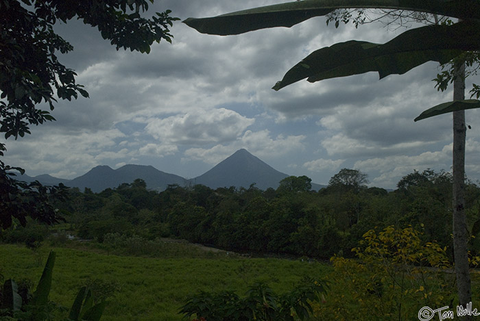 CostaRica_20100328_151204_185_20.jpg - As it gets darks, clouds gather over the volcano.  Arenal Costa Rica.