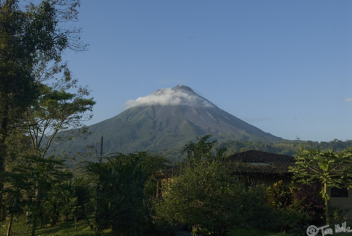 CostaRica_20100329_082922_209_20.jpg - The day dawns clear and beautiful at the volcano.  Arenal Costa Rica.