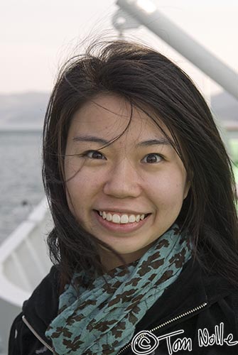 Japan_20080427_015828_545_20.jpg - A young woman from Singapore visits Lake Ashi, Hakone, Japan