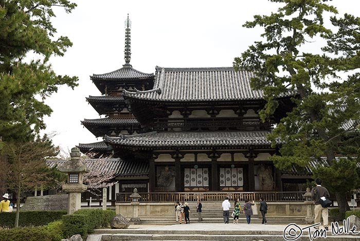 Japan_20080413_013912_453_20.jpg - Said to be one of the oldest wooden buildings in the world, this was Japan's first UNESCO World Heritage site.  Nara Japan