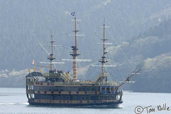 Japan_20080427_015228_854_2X.jpg - A replica of an old sailing ship sails on a cruise on Lake Ashi, Hakone Japan